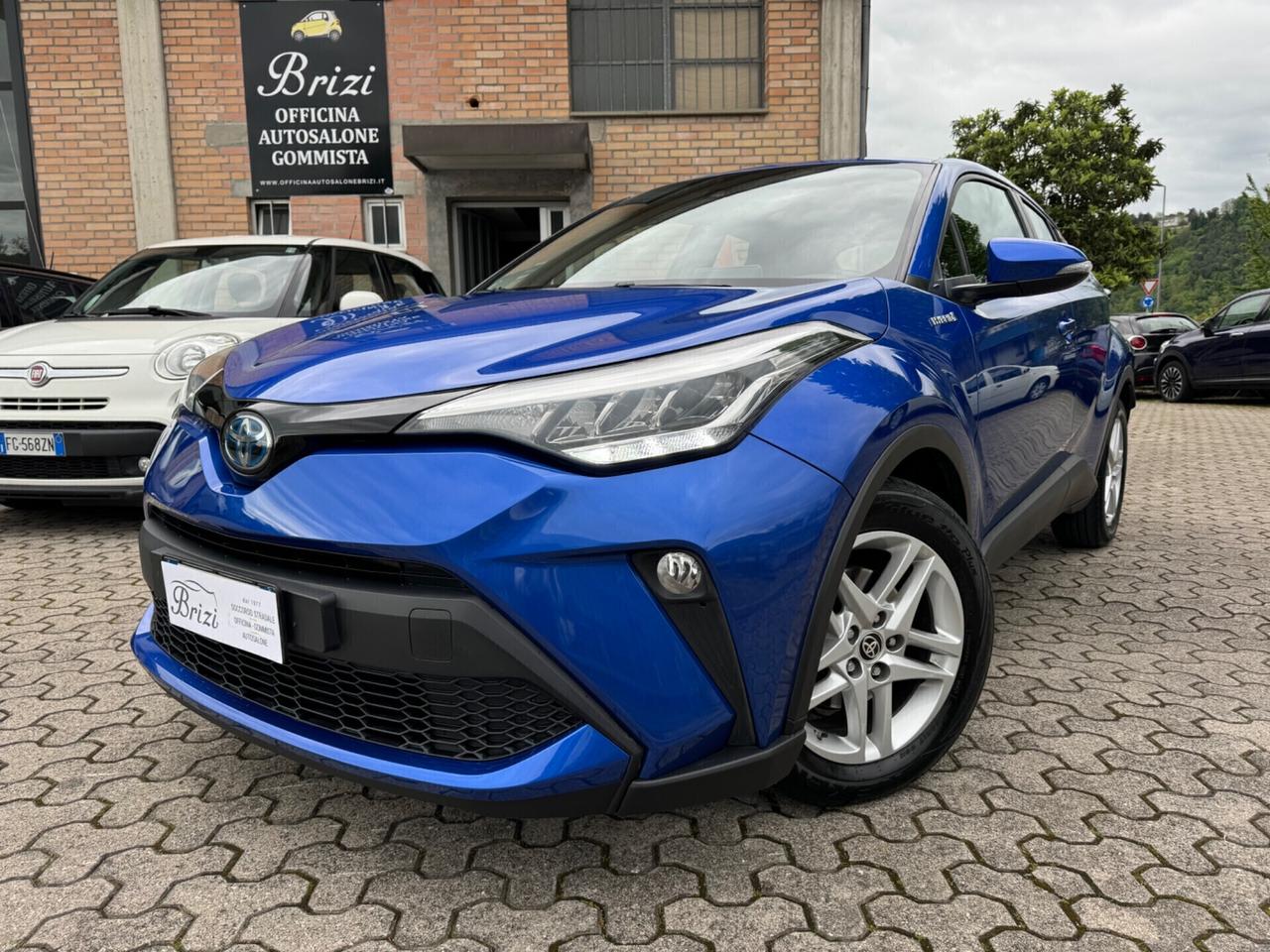 Toyota C-HR 1.8 Hybrid E-CVT Dynamic