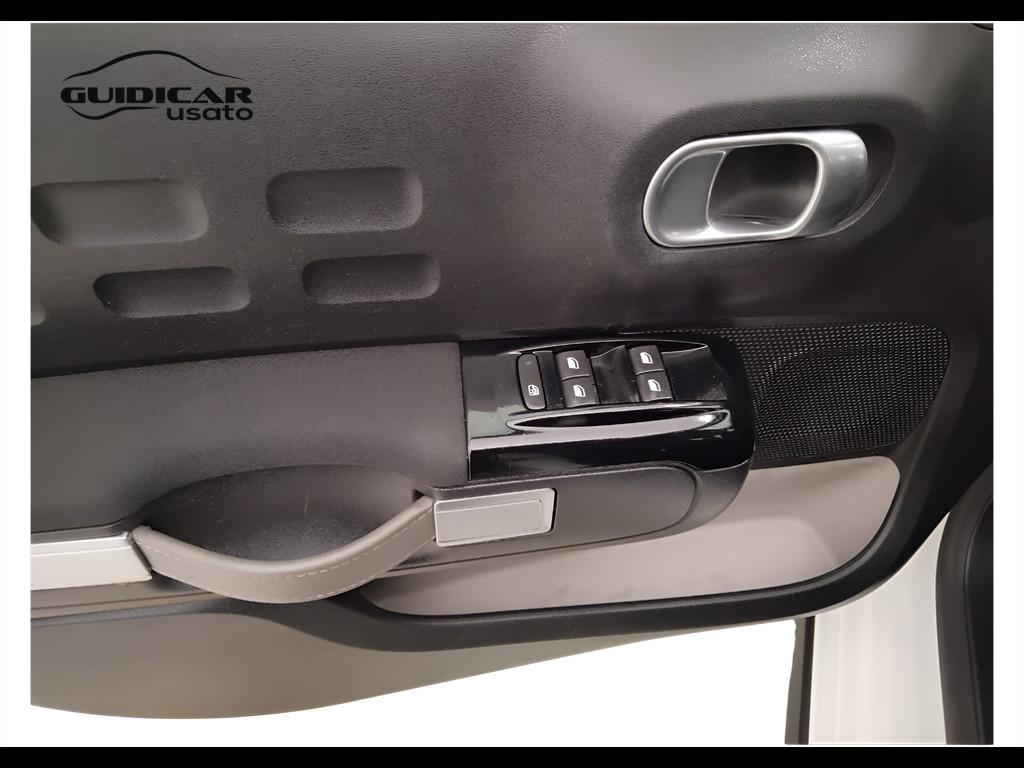 CITROEN C3 III 2017 - C3 1.2 puretech Shine 82cv