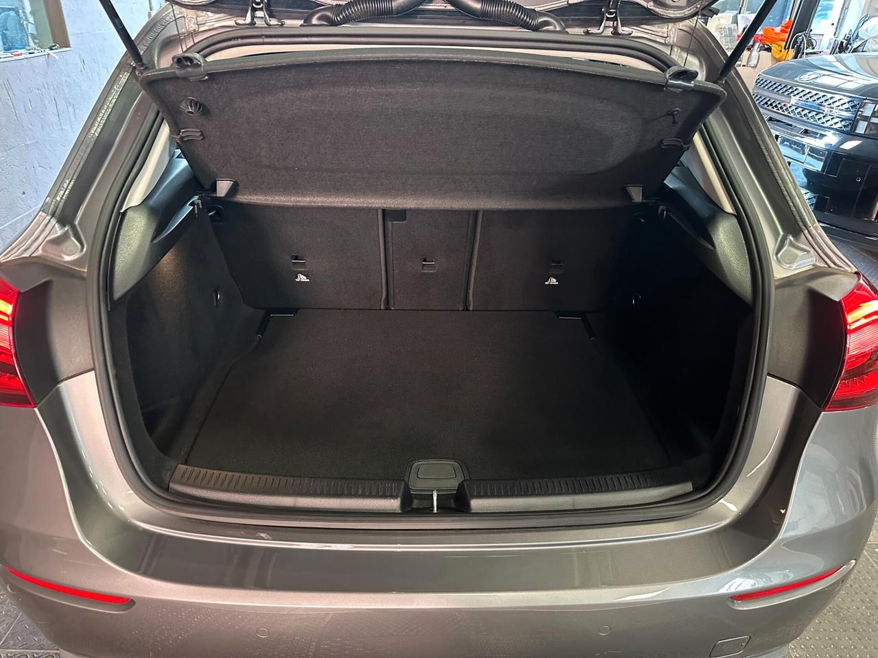 Mercedes A 180 Automatic Business