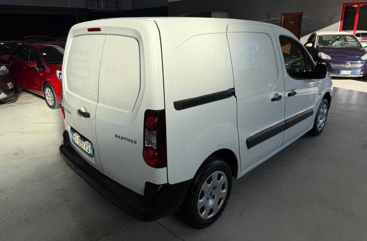 Peugeot Partner Diesel 3 Posti IVA ESPOSTA