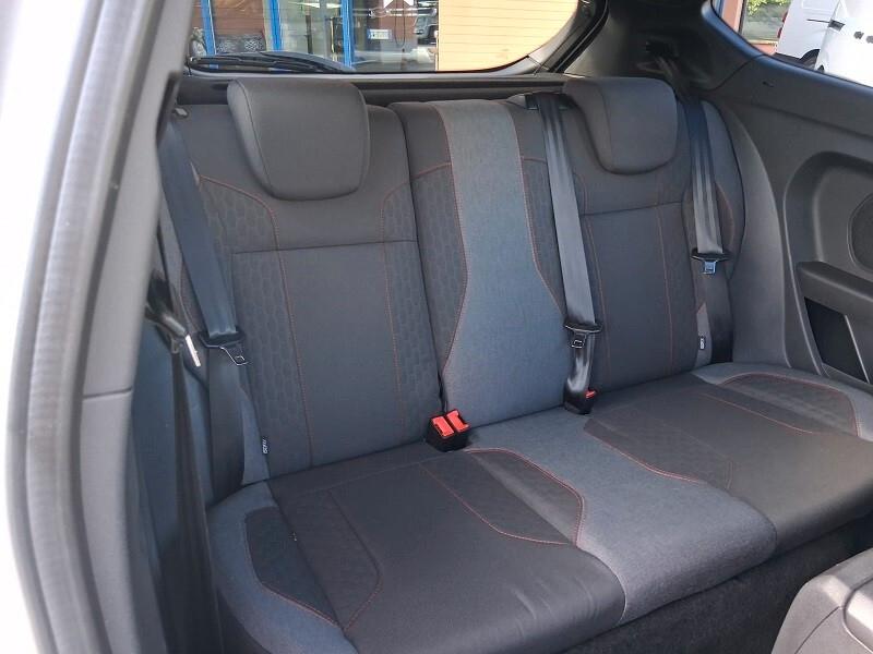 Ford Fiesta 1.0 EcoBoost 100CV 3 porte ST-Line (764)