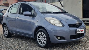 Toyota Yaris 1.0 5 porte Now