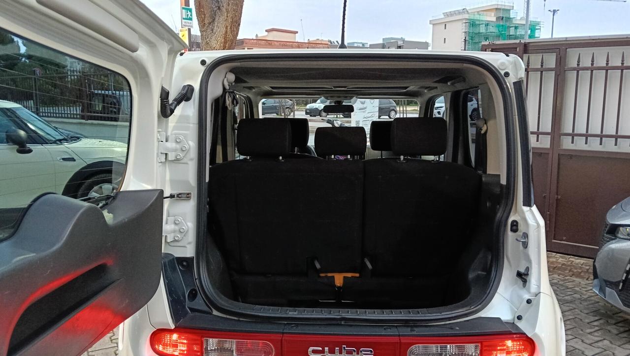 NISSAN CUBE 1.6 BENZ-RETROC-NAVI