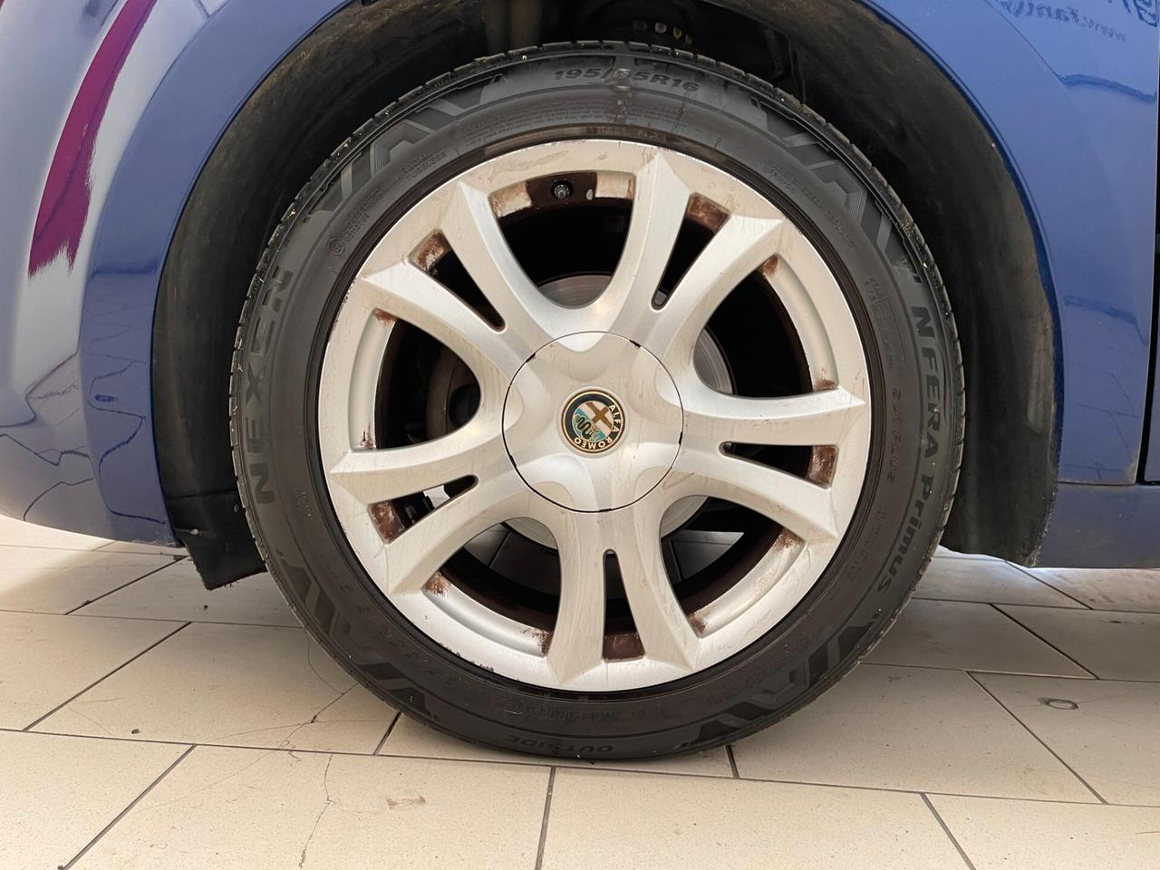 Alfa Romeo MiTo Distinctive 1.4 105cv-Ok Neopatentati-LEGGI SOTTO