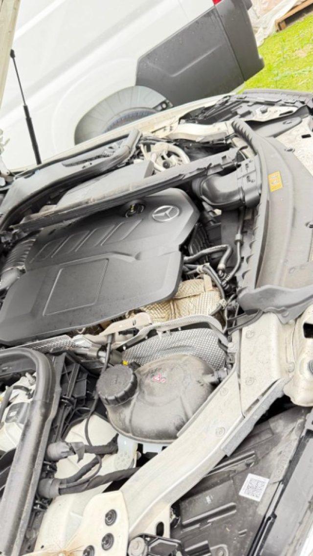 MERCEDES-BENZ E 220 d S.W. 4Matic Auto Premium All-Terrain SINISTRATO