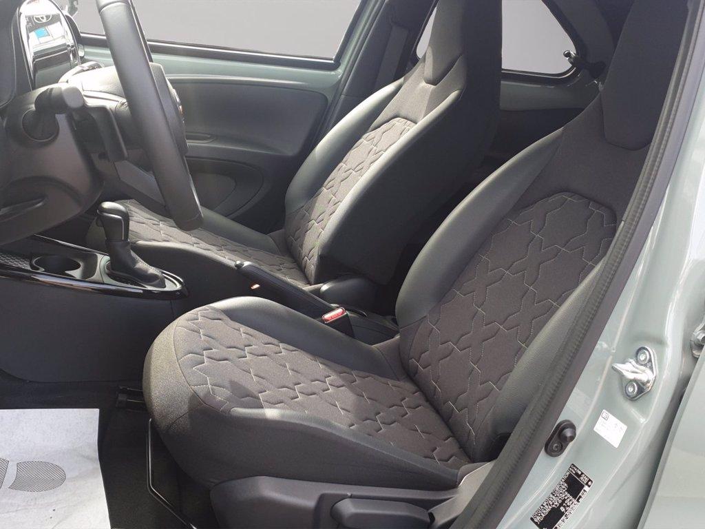 TOYOTA Aygo x 1.0 lounge 72cv s-cvt del 2024