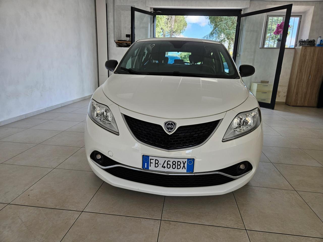 Lancia Ypsilon 1.2 69 CV 5 porte GPL Ecochic Gold