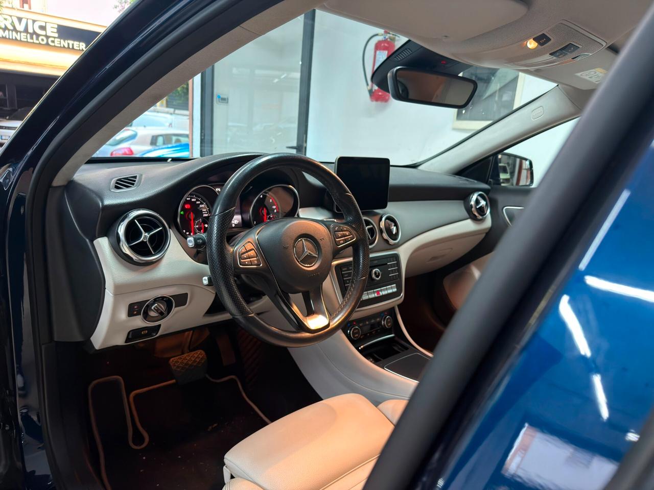 Mercedes-benz GLA 200 d Automatic Premium