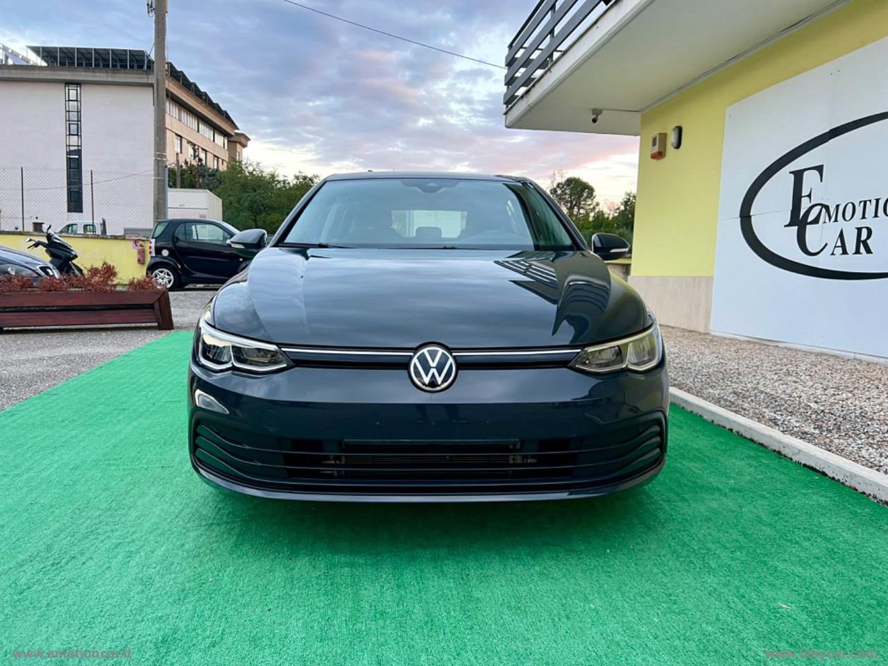 VOLKSWAGEN Golf 1.0 TSI EVO Life - 2021