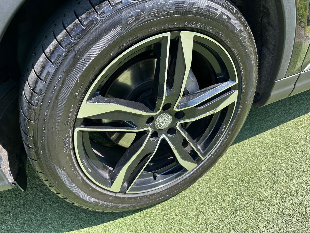 Audi Q7 50 TDI 286CV MHEV Quattro tiptronic Business Plus