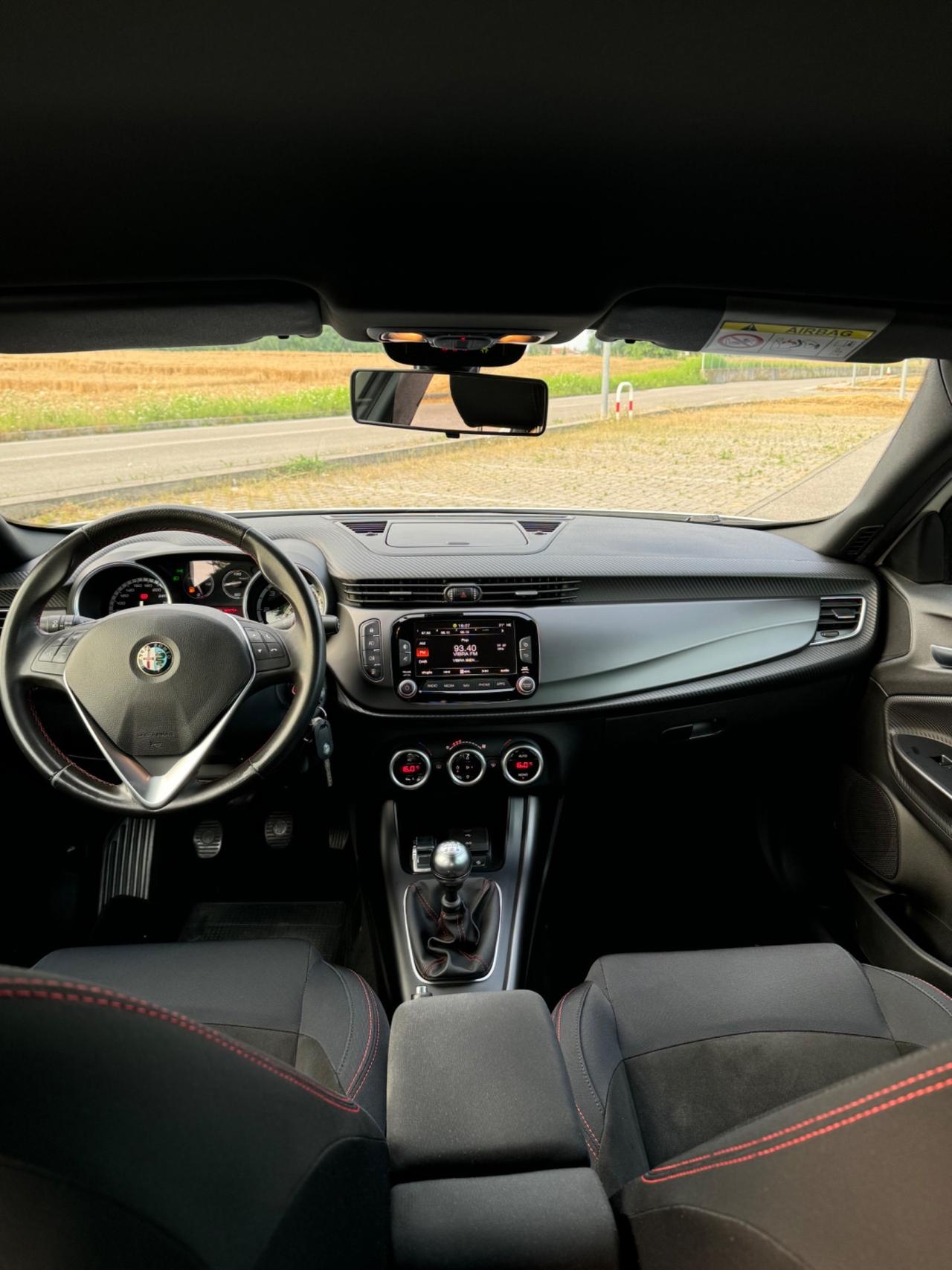 Alfa Romeo Giulietta 1.6 JTDm-2 105 CV Exclusive