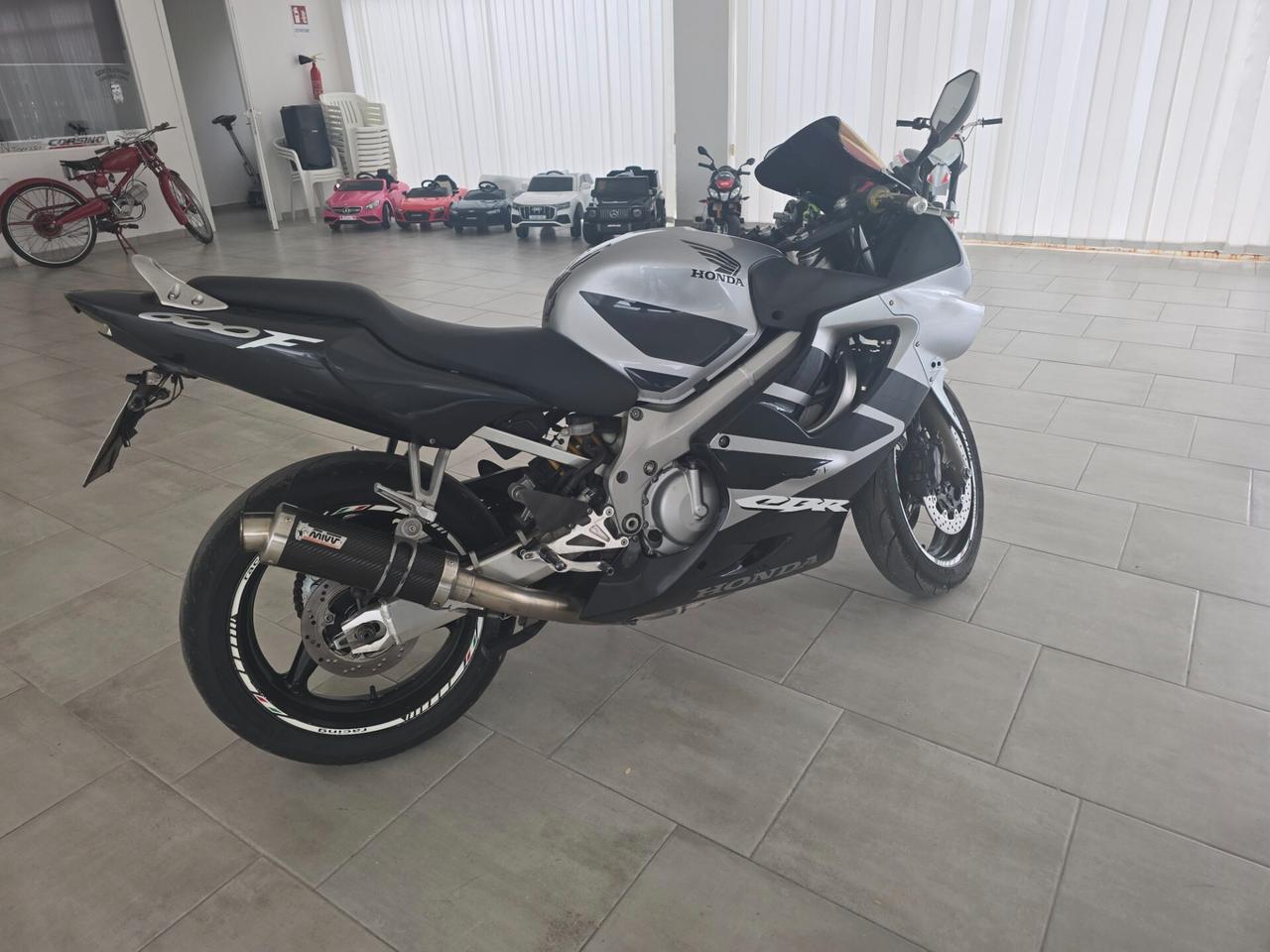 HONDA CBR 600 F