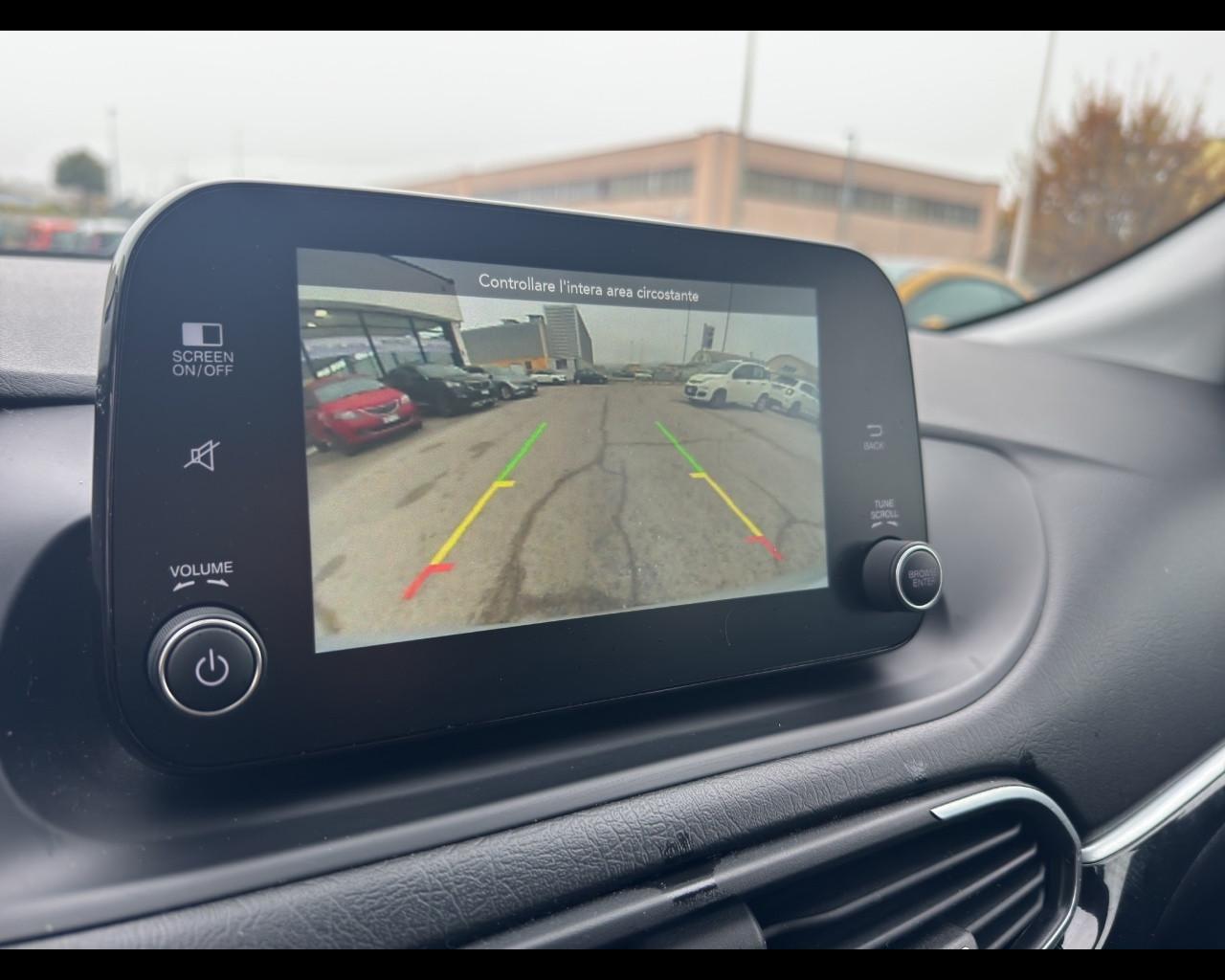 FIAT Tipo (2015-->) - Tipo 1.3 Mjt S&S 5 porte Business