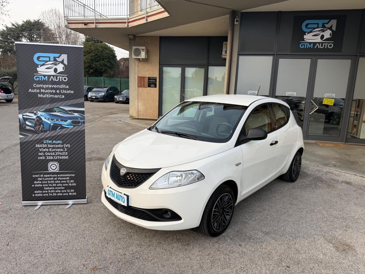 Lancia Ypsilon 1.2 69 CV 5 porte GPL-Neopatentati