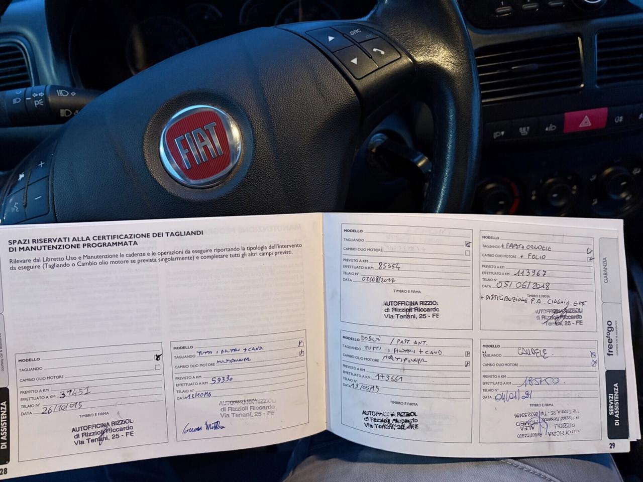 Fiat Doblo 1.4 T-Jet metano 2014 5 posti