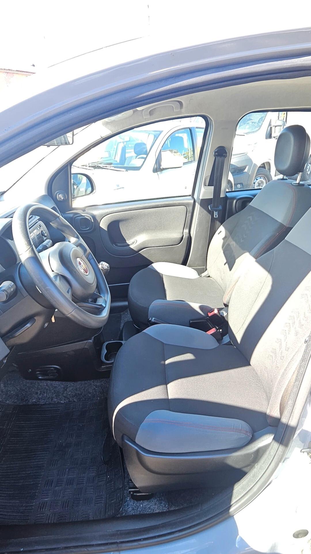 Fiat Panda 1.2 Connected by Wind