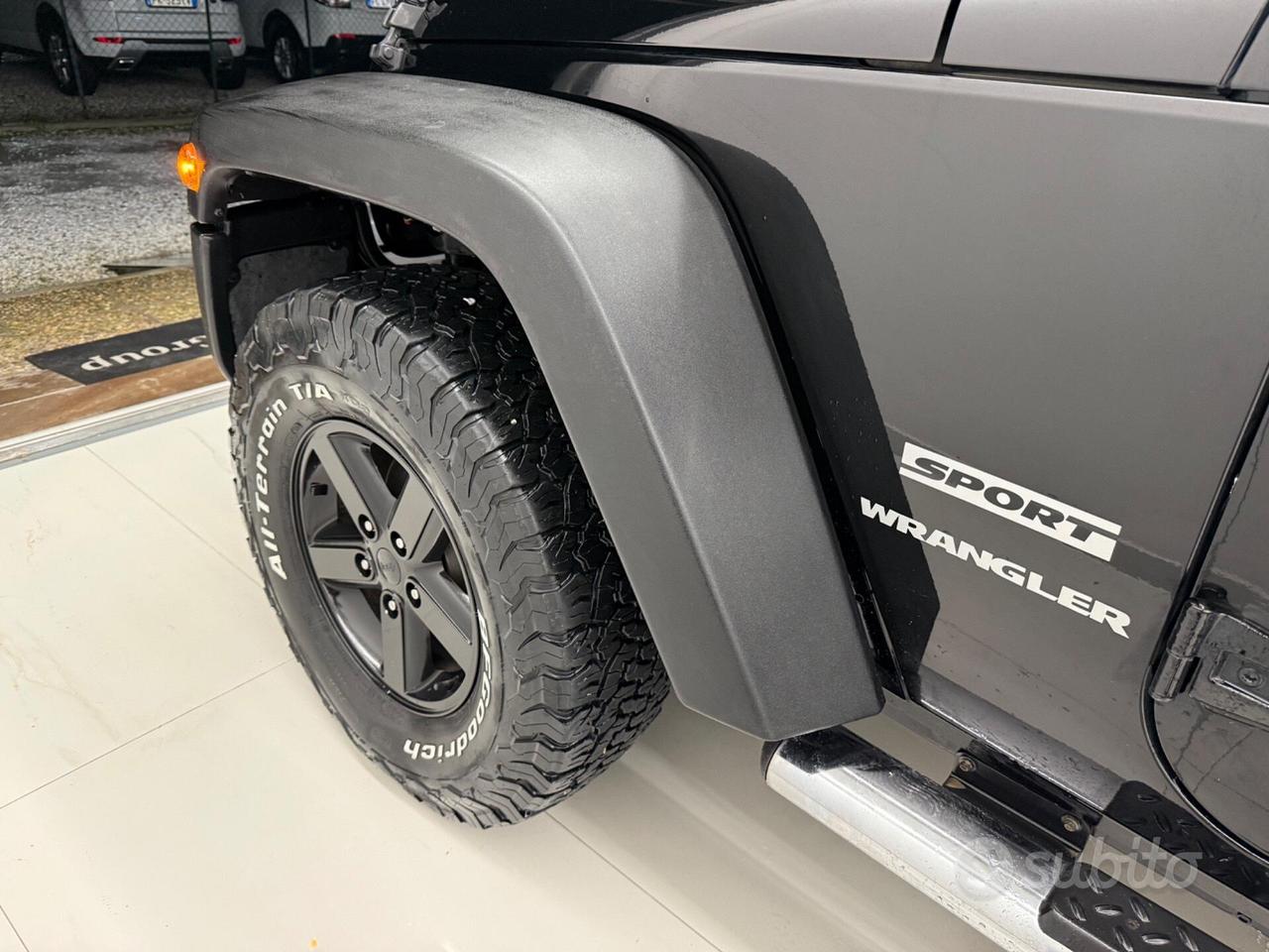 Jeep Wrangler 2.8 Unlimited CRD DPF Sport cabrio T