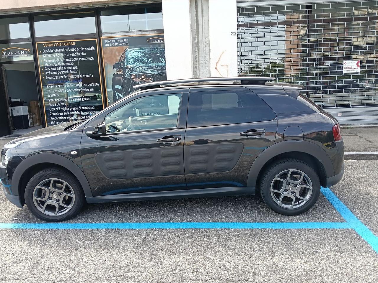 Citroen C4 Cactus 1.2 82 cv SHINE #12128