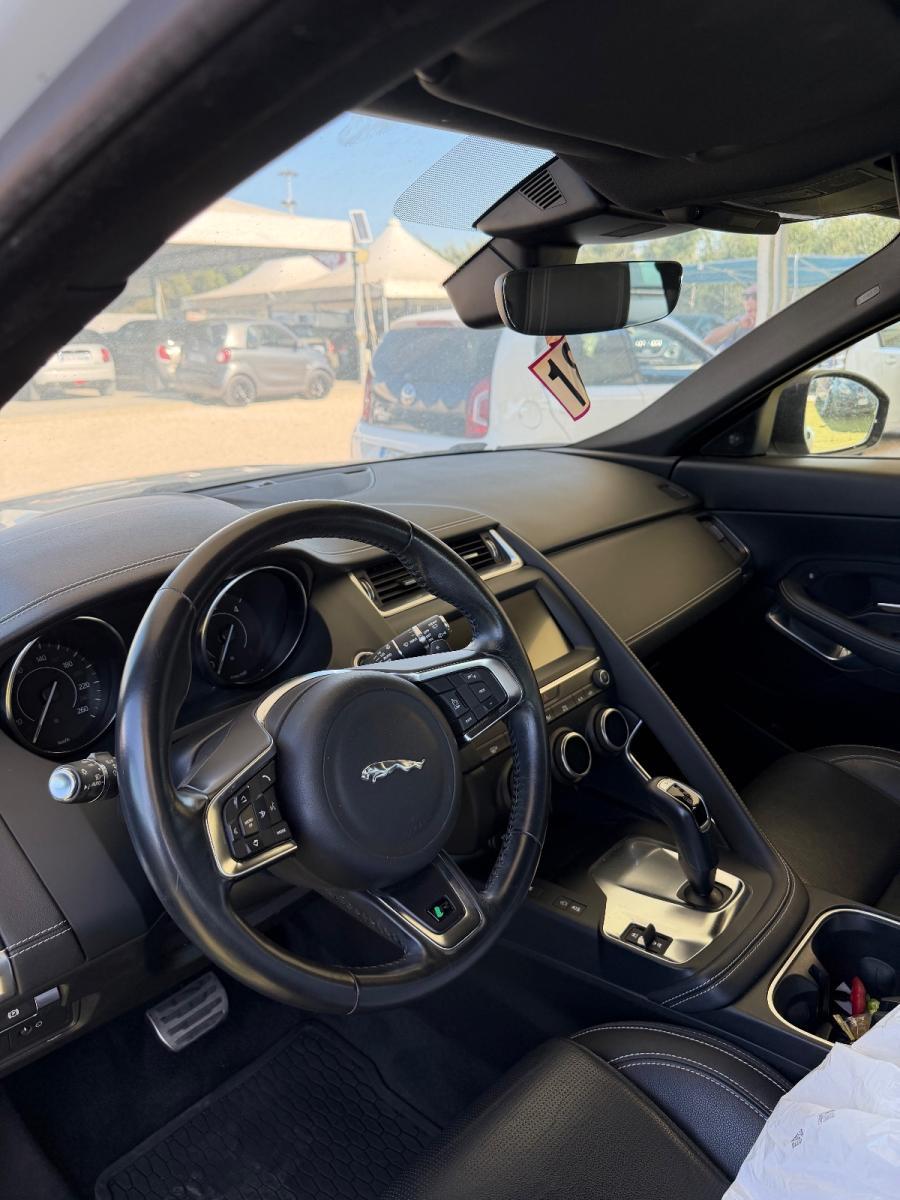 JAGUAR - E-pace - 2.0D 180 CV AWD R-Dynamic SE