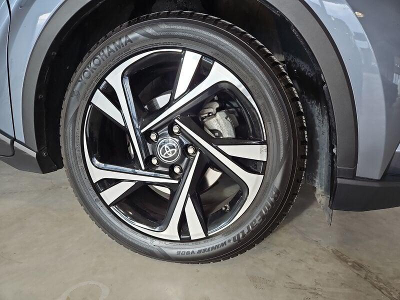 Toyota C-HR C-HR 1.8 Hybrid E-CVT Trend