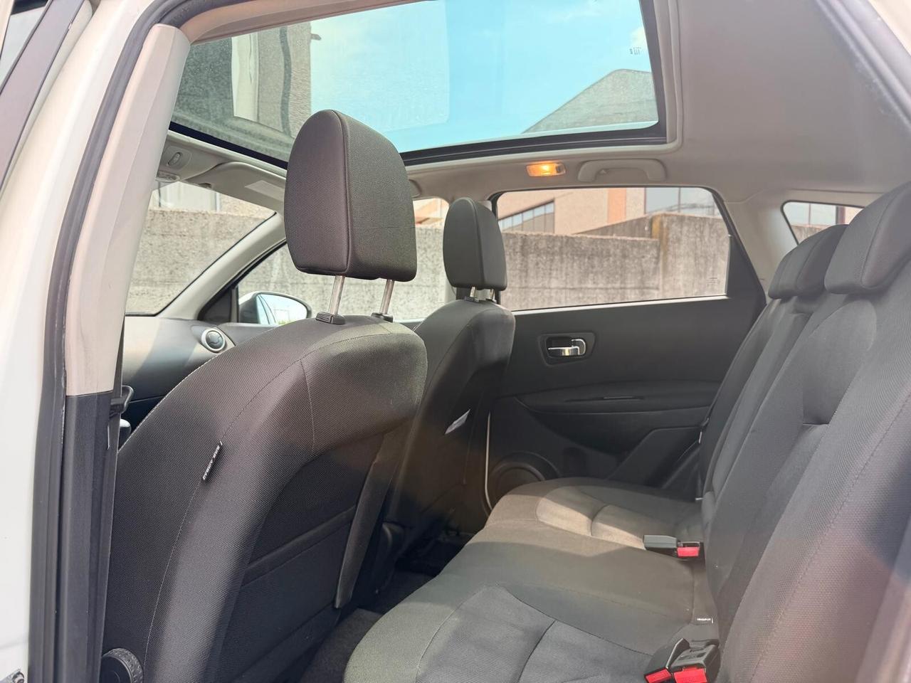 Nissan Qashqai 2.0 dCi DPF Tekna