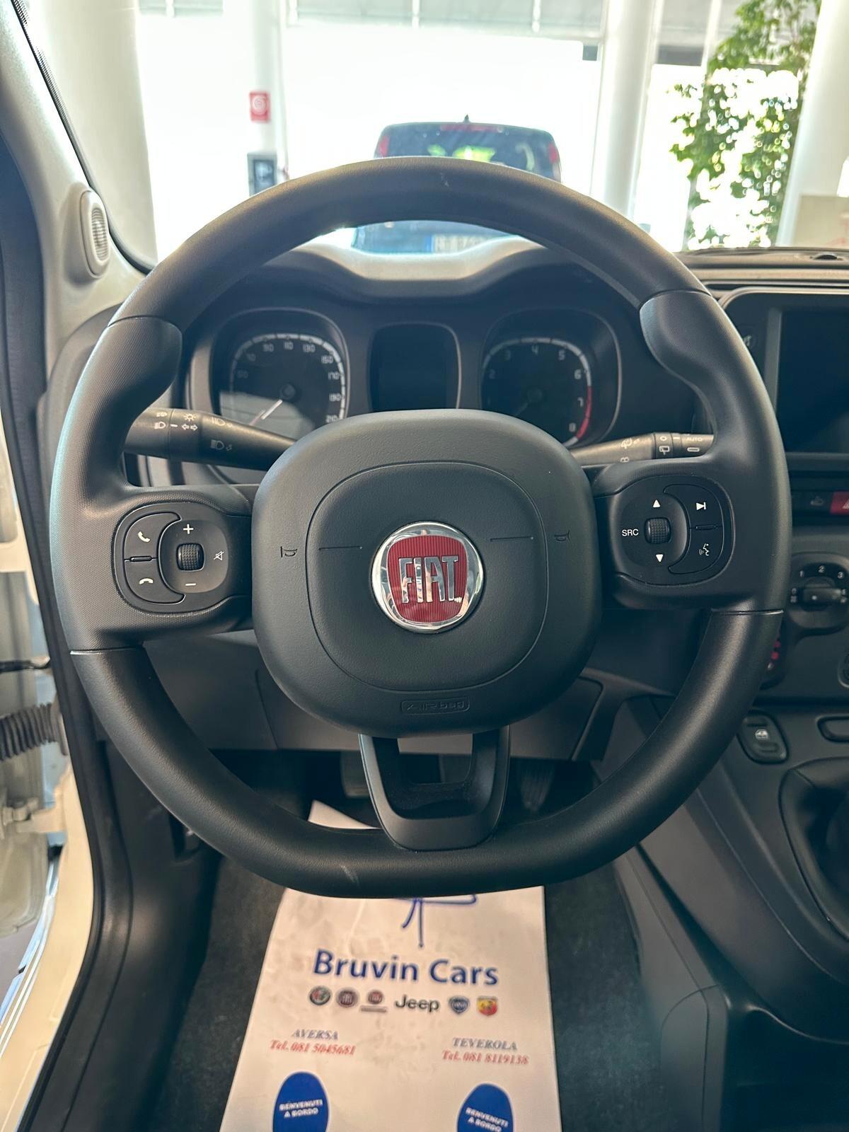 Fiat Panda CROSS 1.0 hybrid 2024 km 0 aziendale