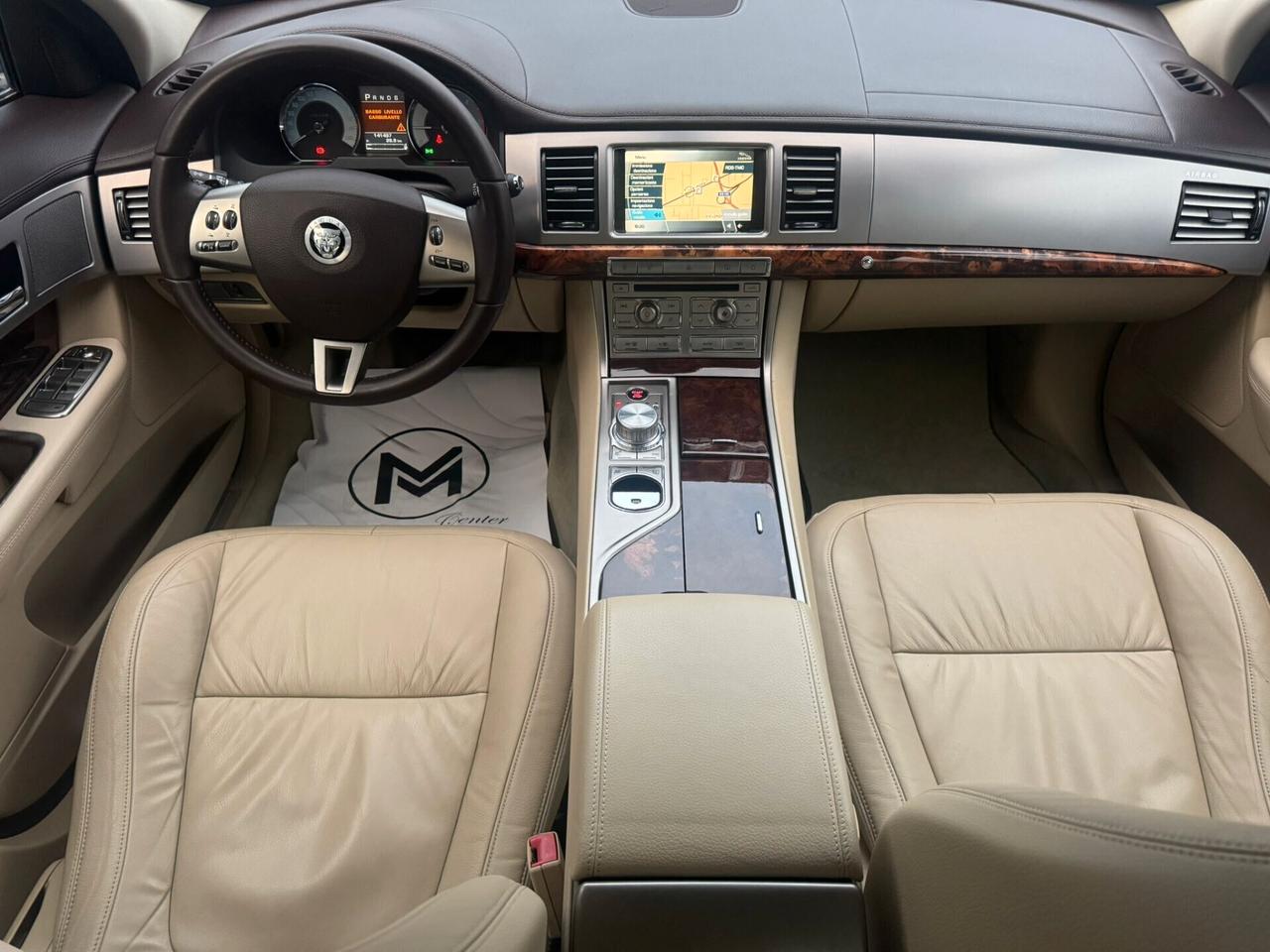 Jaguar XF 3.0 D V6