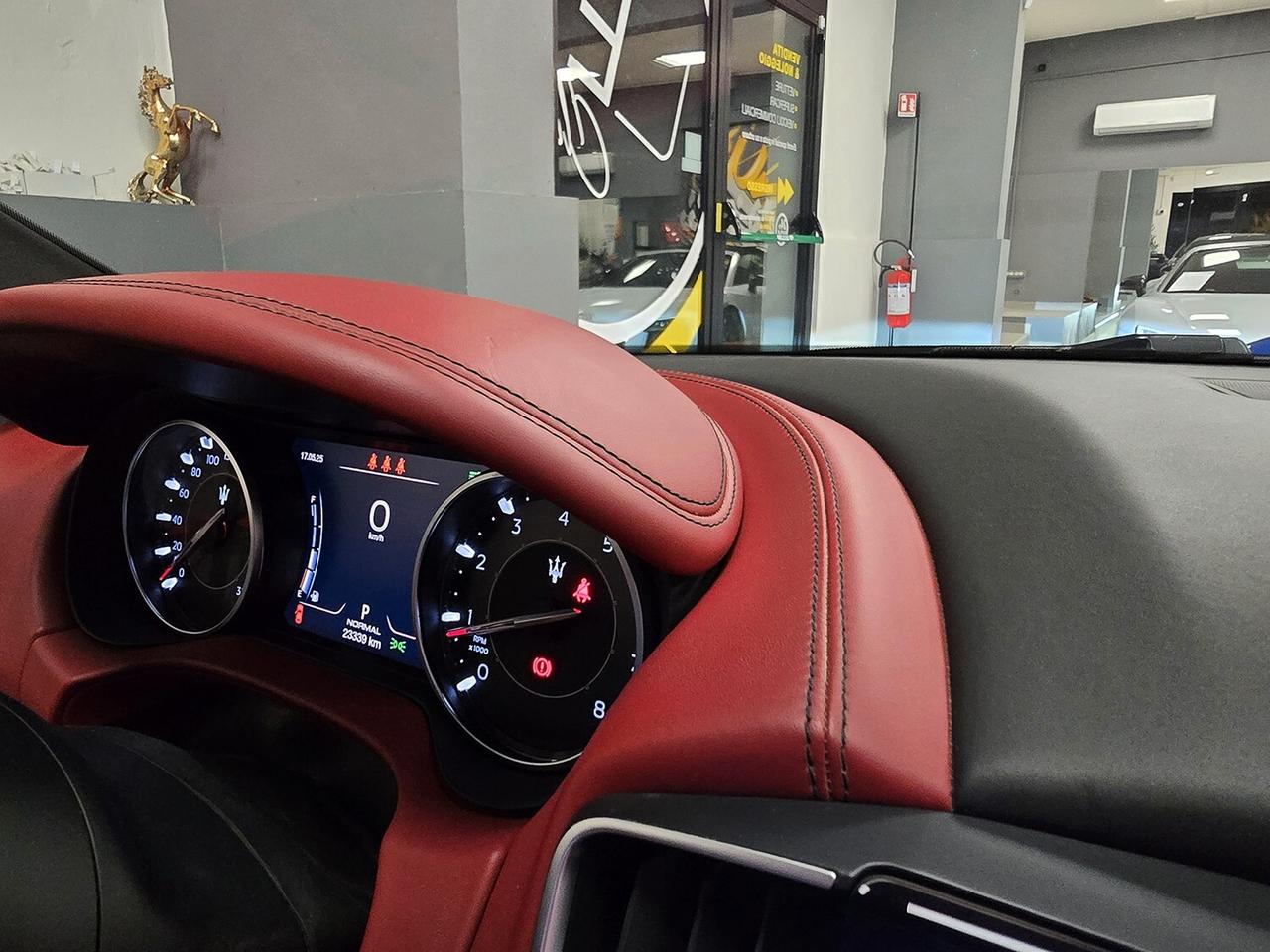 MASERATI GHIBLI GRANSPORT SOFT CLOSE_FULL LED_TETTO_PALETTE F1!!