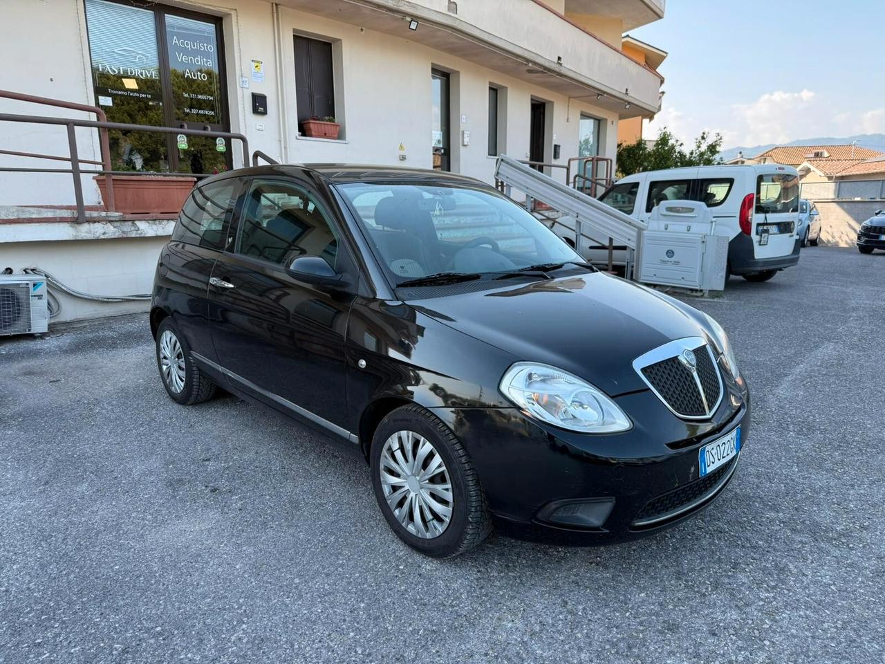 Lancia Ypsilon 1.2 Argento