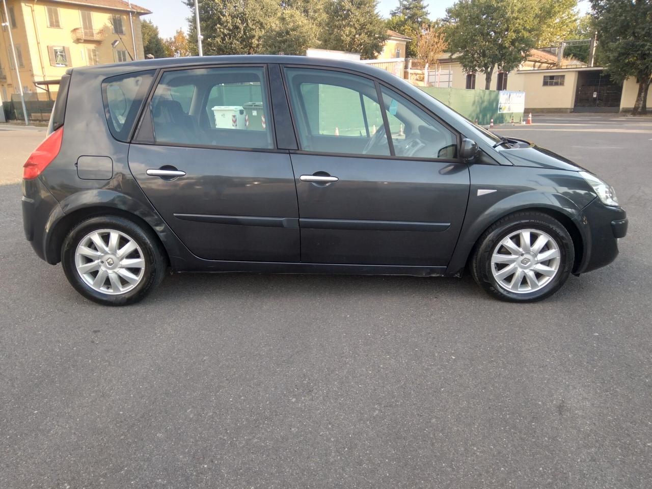 Renault Scenic Scénic 1.9 dCi/130CV Serie Speciale Exception