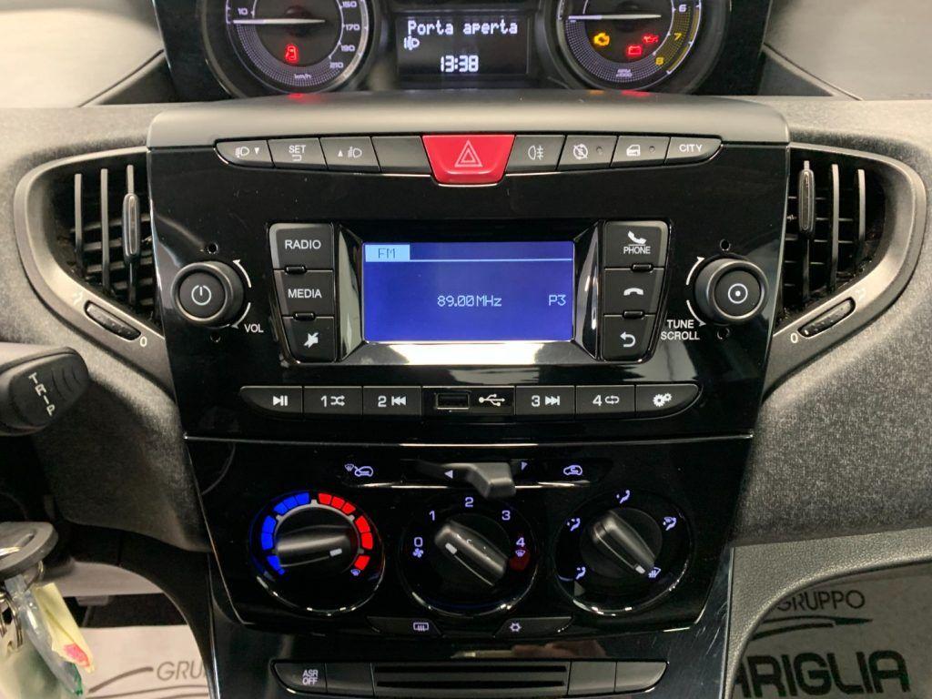 Lancia Ypsilon 1.0 Benzina Hybrid Ecochic Gold 5 Porte