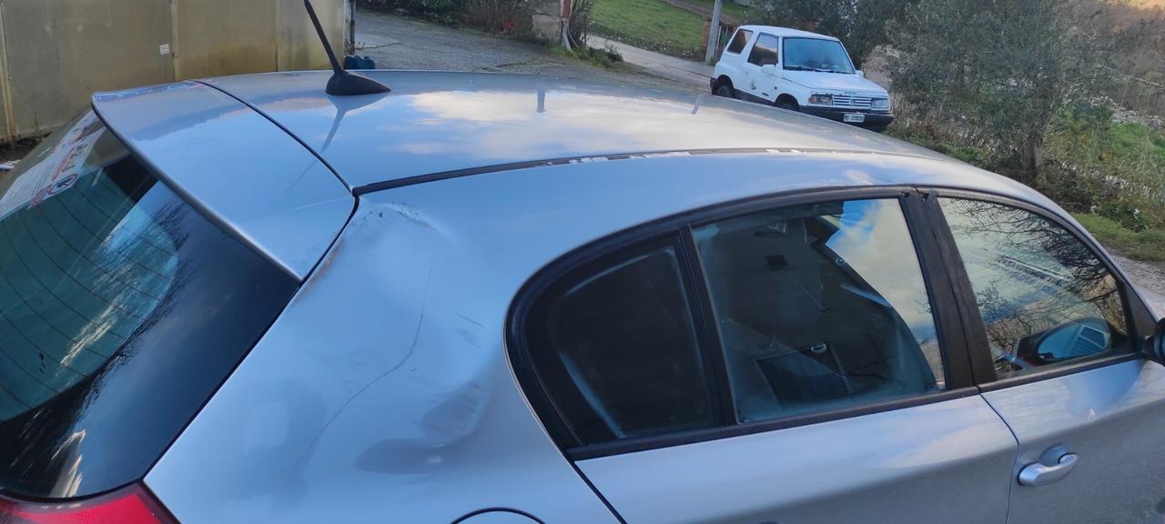 Bmw 118 118d cat 5 porte Attiva