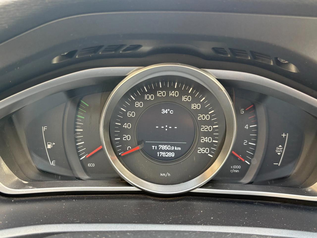 Volvo V40 Cross Country D2 1.6 Momentum