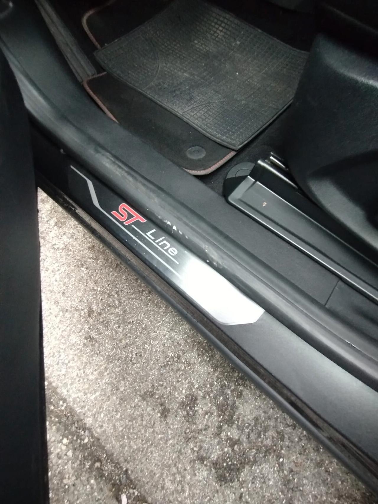 Ford Puma 1.0 EcoBoost Hybrid 125 CV S&S ST-Line X