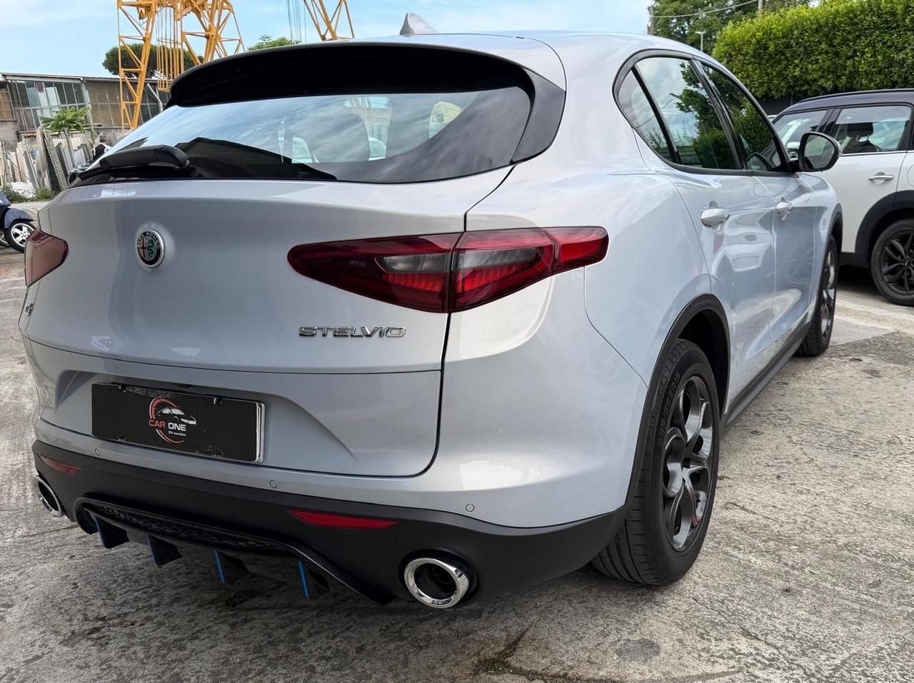Alfa Romeo Stelvio 2.2 Turbodiesel 160 CV AT8 RWD Business