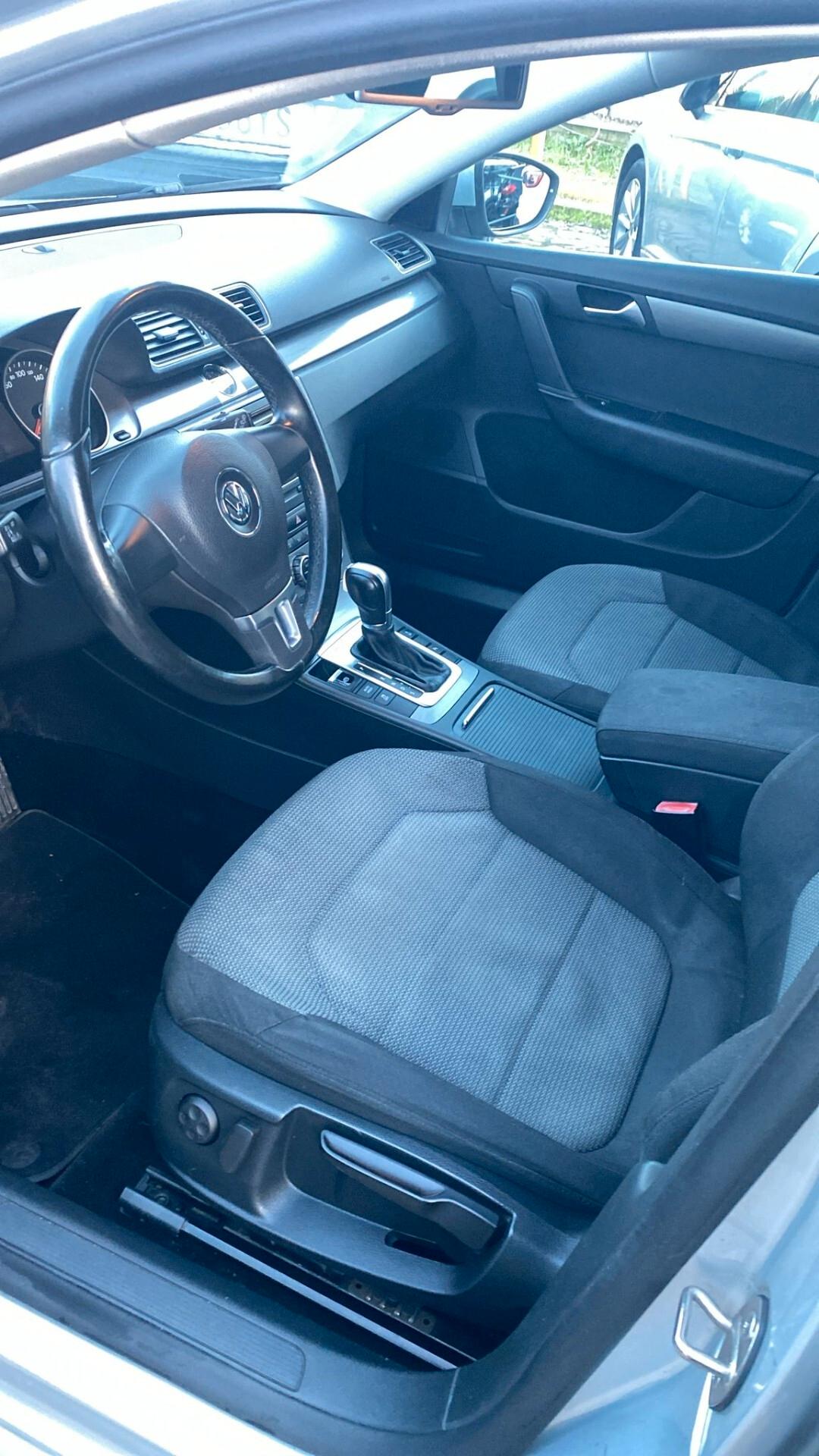 Volkswagen Passat 2.0 TDI DSG Highline BlueM. Tech.