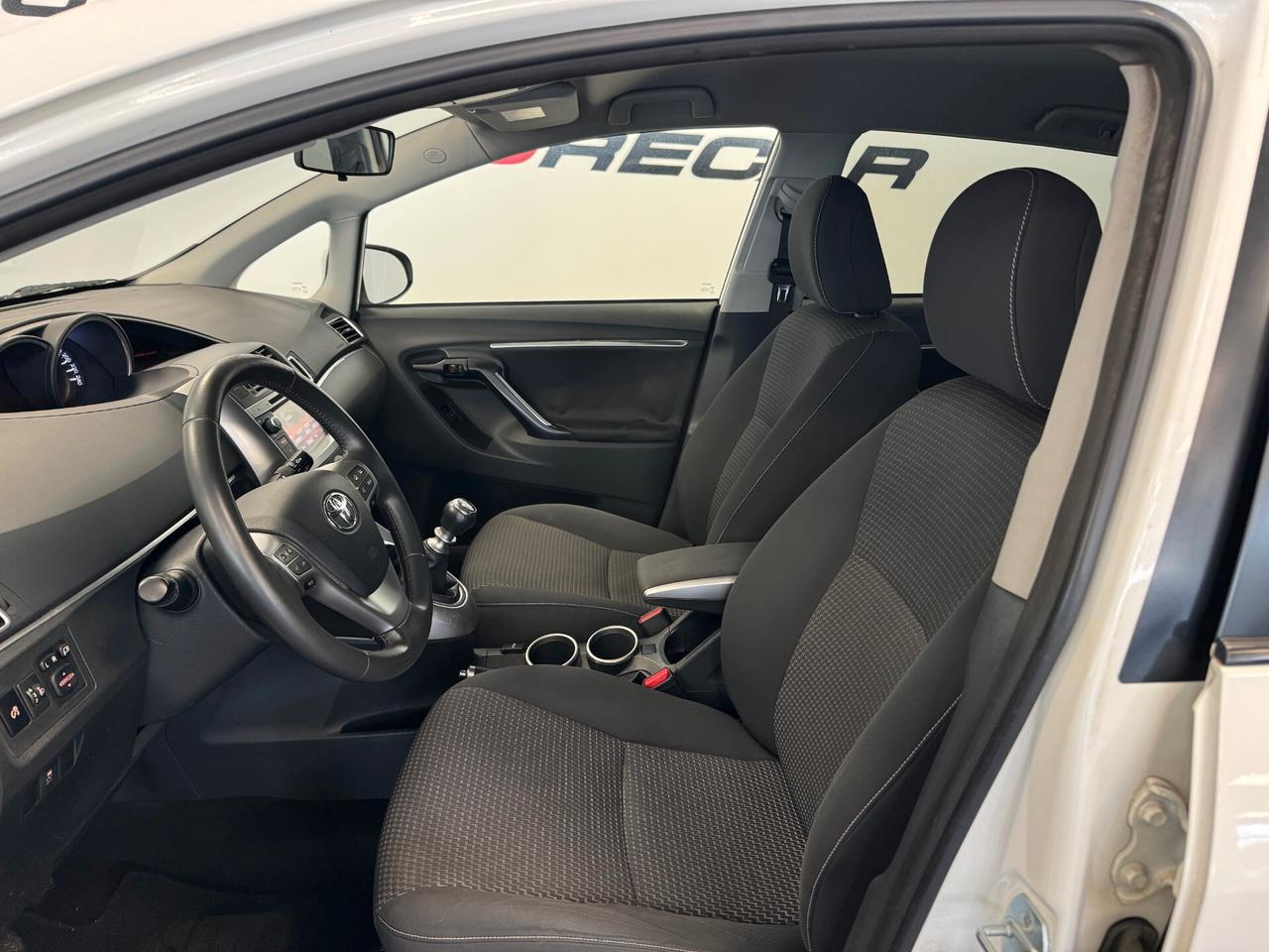 Toyota Verso 1.6 Active 7 POSTI UNIPROP. 115.000 KM