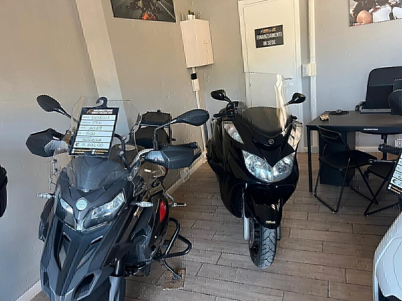 YAMAHA MAJESTY 400