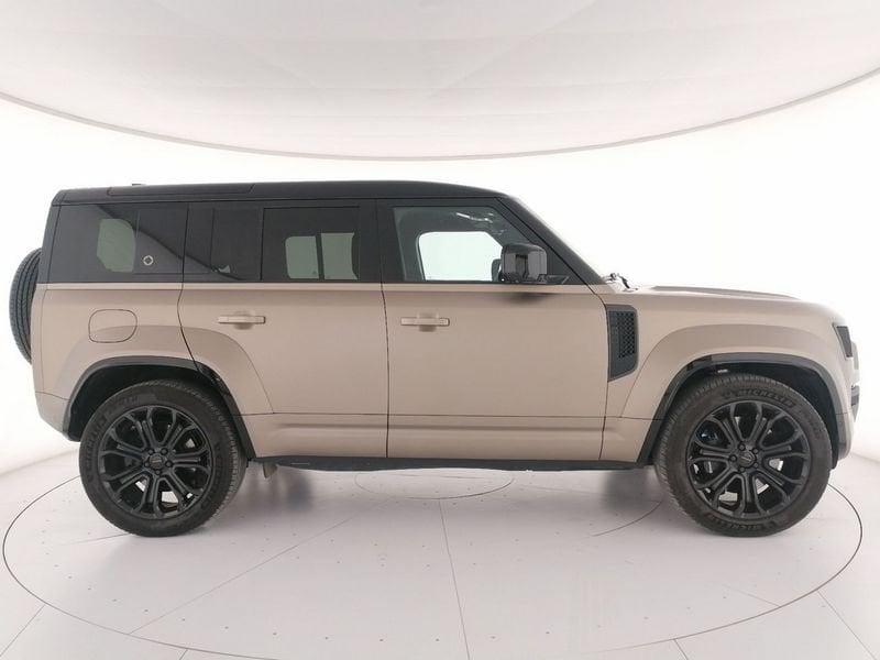 Land Rover Defender Defender 110 4.4 V8 mhev Octa awd 635cv auto
