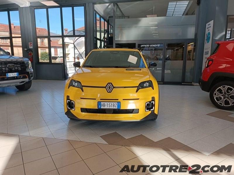 Renault 5 E-Tech Electric 40 KWH techno 120 cv urban range A PARTIRE DA € 20.900 DETAX