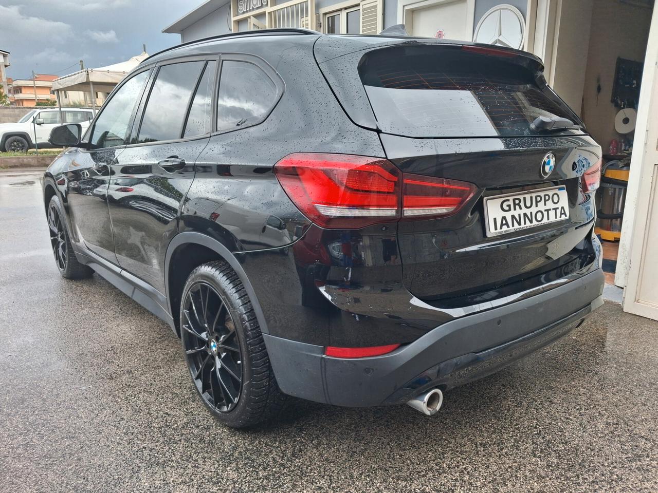 Bmw X1 1.6 d. NAVIGATORE FARI FULL LED CAMBIO AUTOMATICO PELLE TOTALE GARANZIA 12 MESI