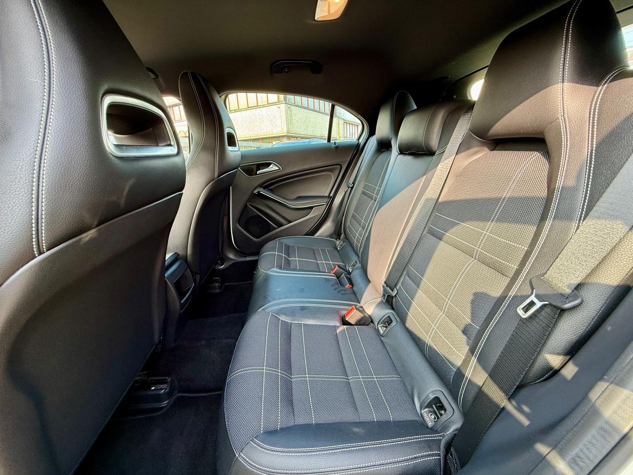 MERCEDES A 180 CDI - OK NEO PATENTATI 2015