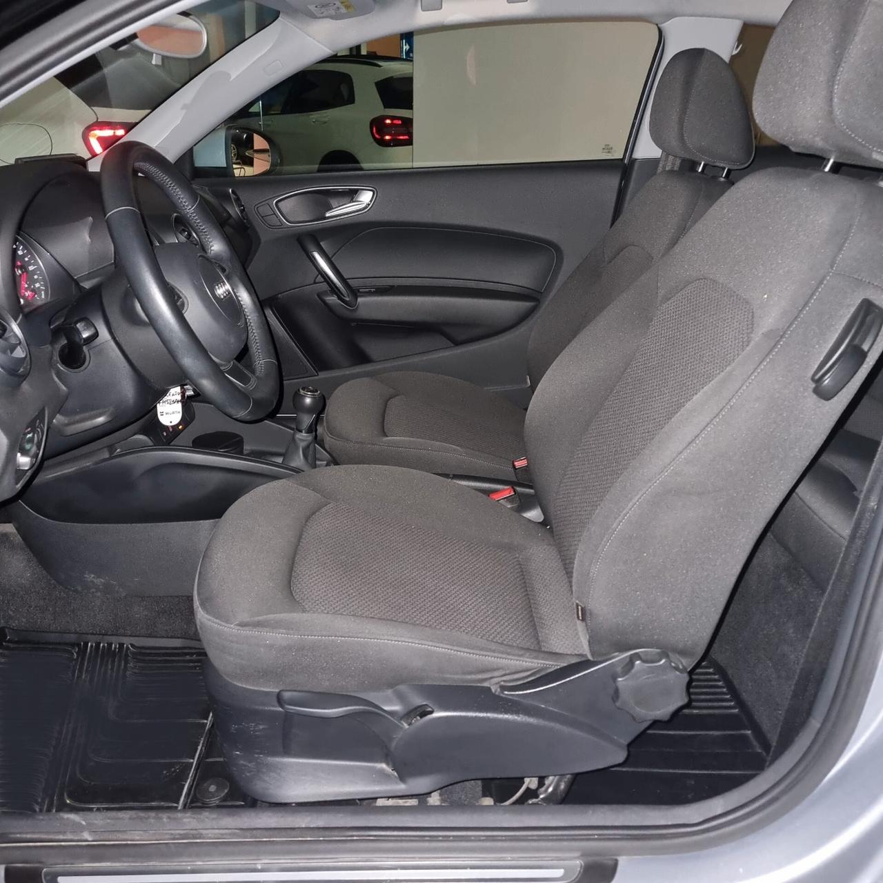 Audi A1 1.0 tfsi Ultra Admired 82cv OK NEOPATENTATI!!!