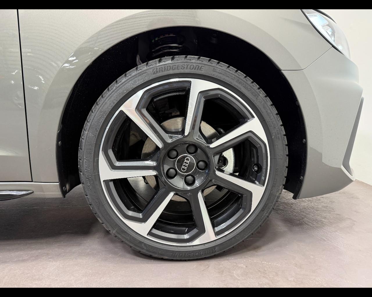 AUDI A1 SPORTBACK 30 TFSI S-TRONIC IDENTITY CONTRAST