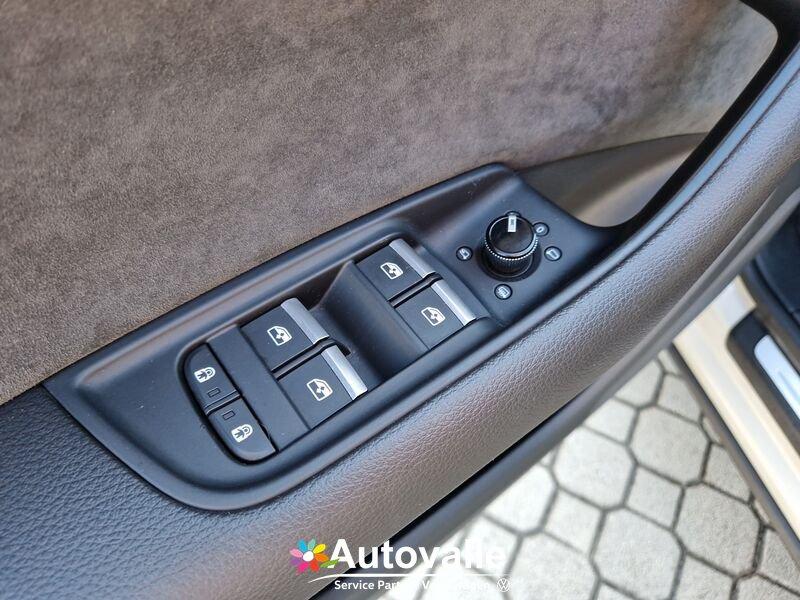 Audi Q8 Q8 50 TDI 286 CV quattro tiptronic Sport