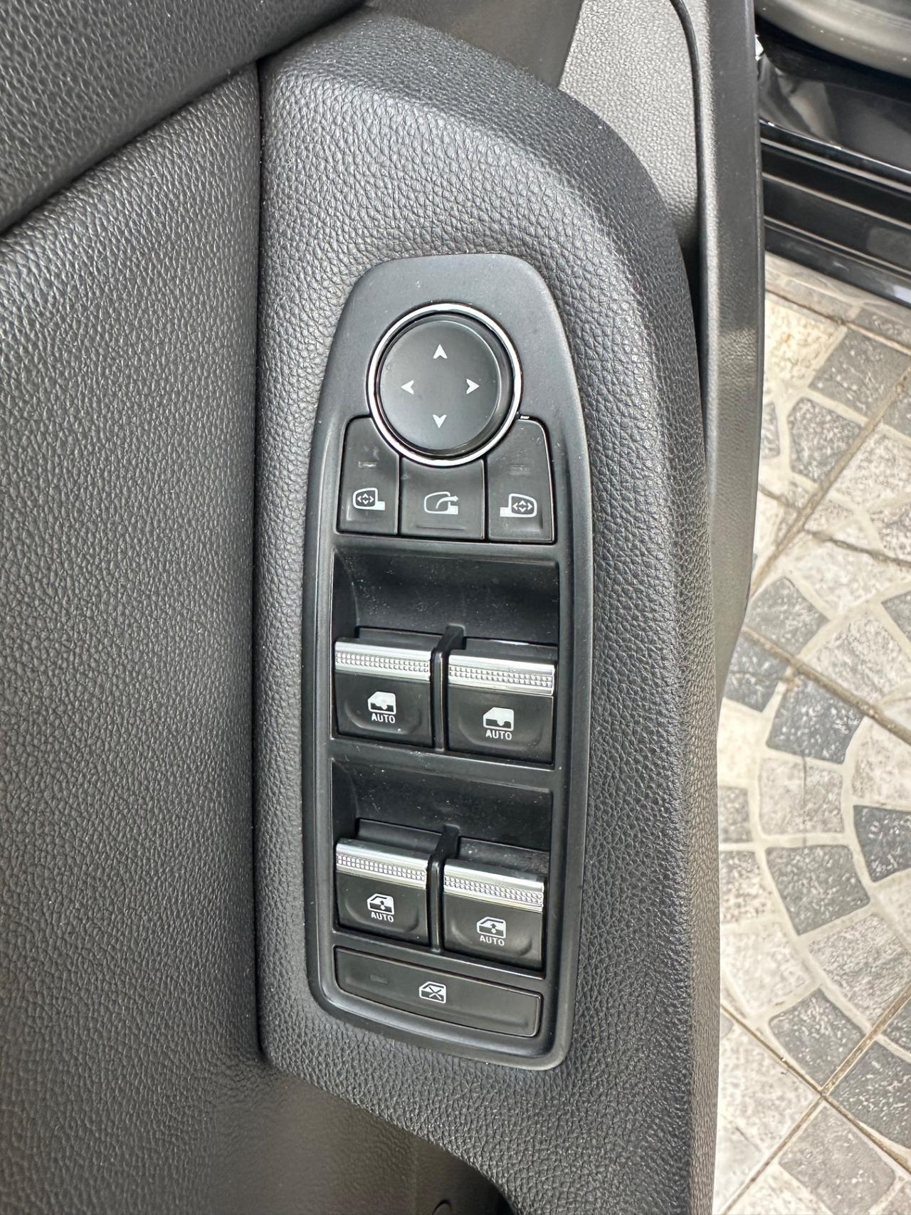 Renault Clio Blue dCi 115 CV 5 porte Intens