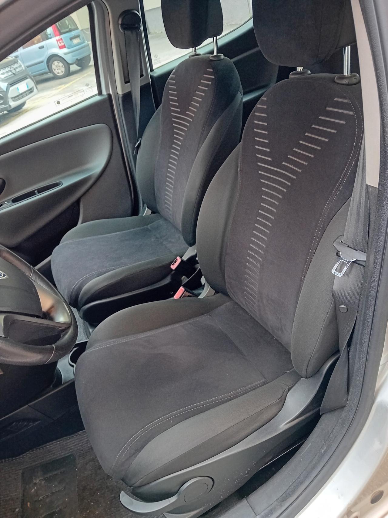 Lancia Ypsilon 1.2 69 CV 5 porte S&S