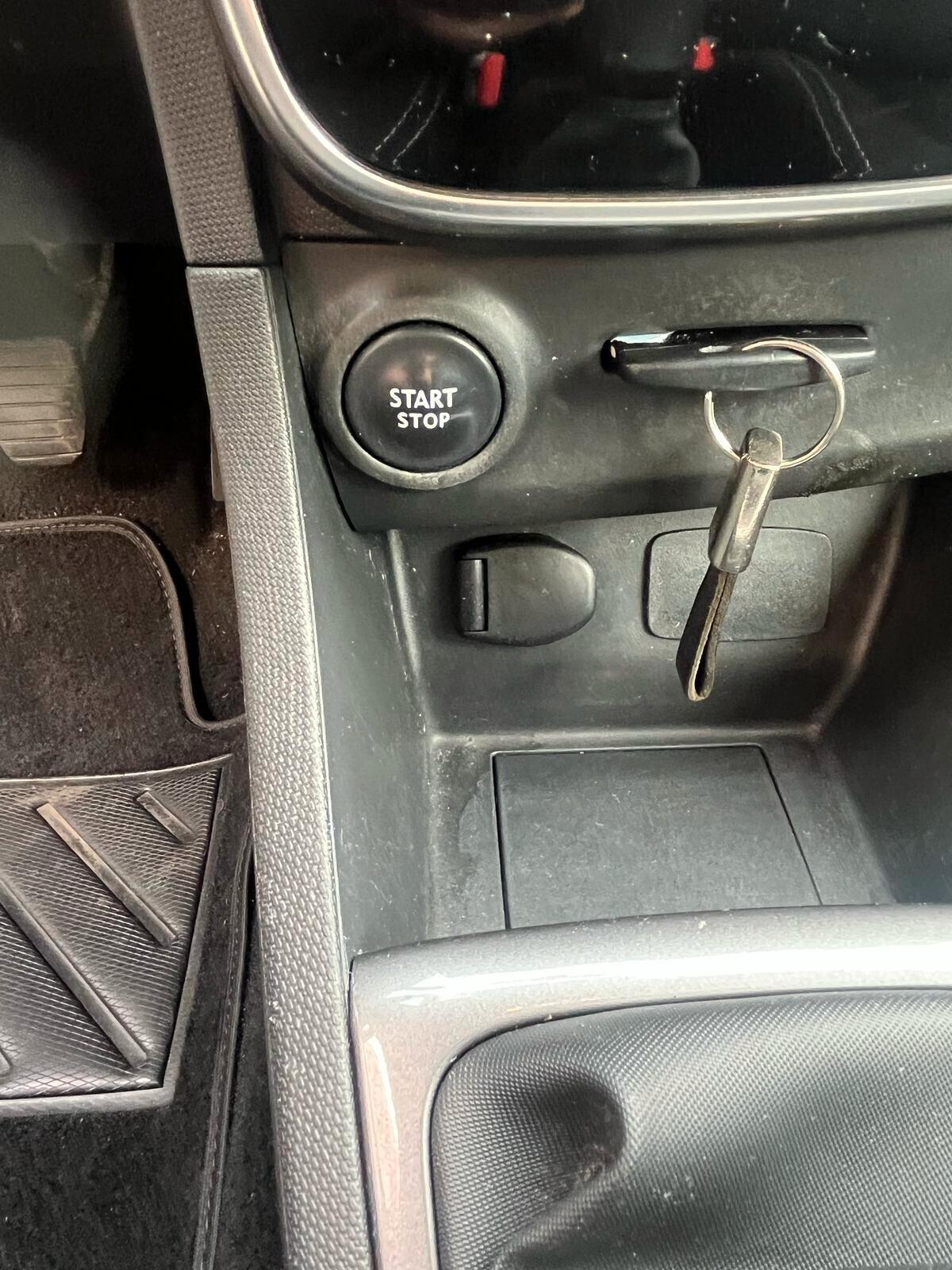 Renault Clio Sporter 0.9 TCe 12V 90CV Costume National