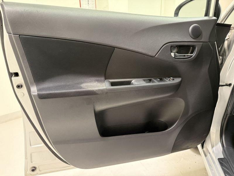 Toyota Verso-S Verso-S 1.4D MT Active