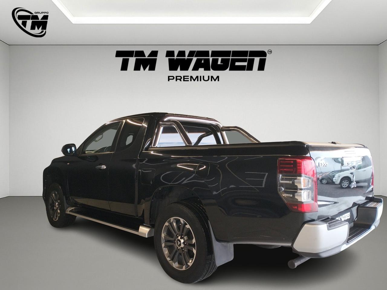 Mitsubishi L200 d.cab 2.3d Hurricane 4wd 150cv - 4x4 IVA ESCLUSA